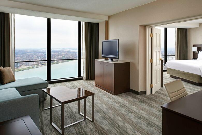 Hotel Detroit Marriott At The Renaissance Center