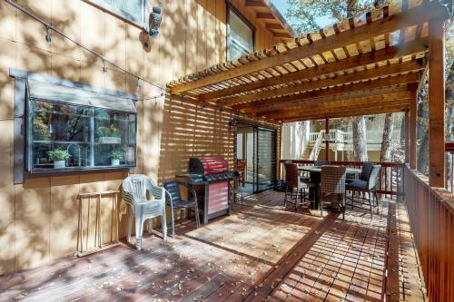 Creekside Cabin