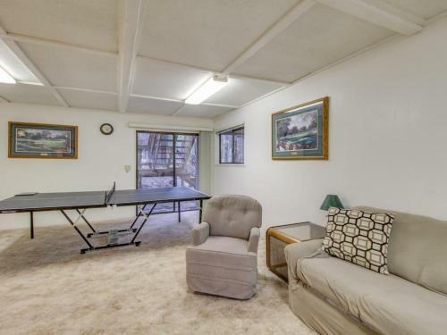 Sunny Pines (13/019)