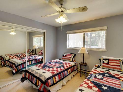 Pleasant View Retreat (01/180)