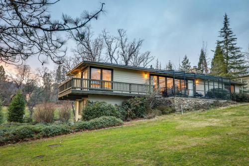 Pine Mountain Lake - Golf Course Home
