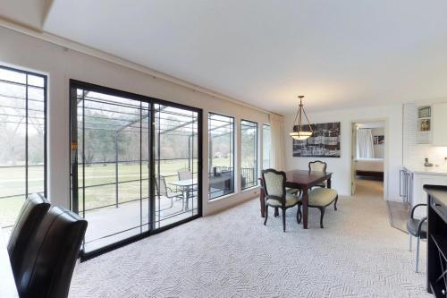 Pine Mountain Lake - Golf Course Home