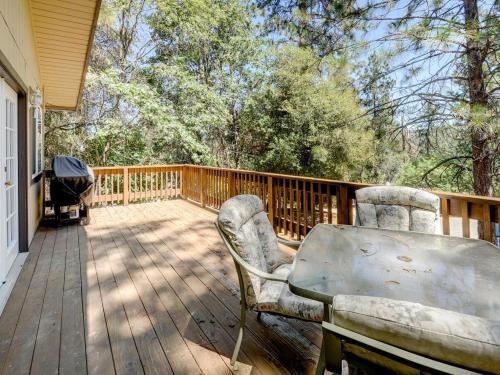 Hiker's Home (02/252)