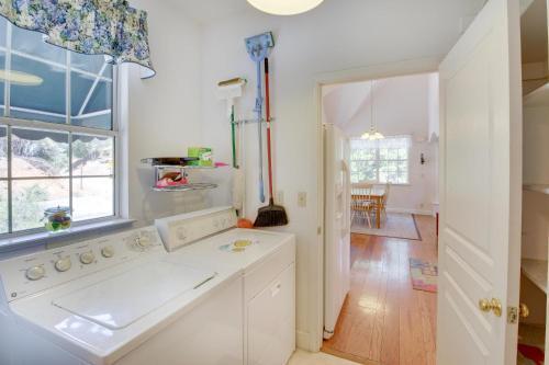 Great Escape Cabin (08/253)