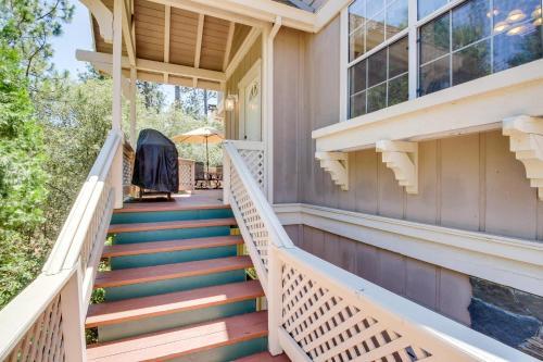 Great Escape Cabin (08/253)