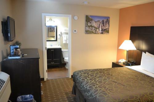 Buck Meadows Lodge