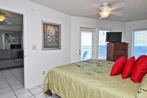 Boardwalk 583 Apartment