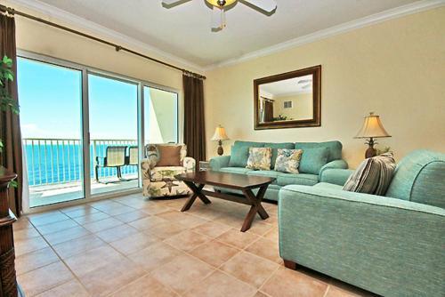 Crystal Shores West 1107 Apartment