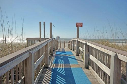 Crystal Shores West 1107 Apartment