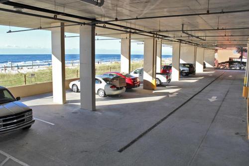 Crystal Shores West 1107 Apartment
