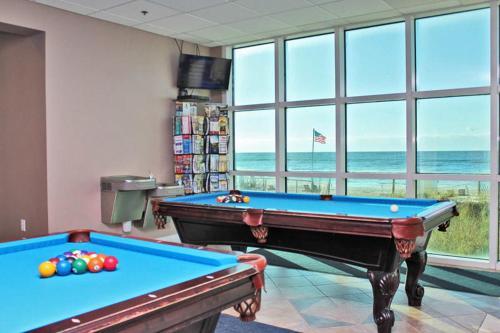 Crystal Shores West 1107 Apartment