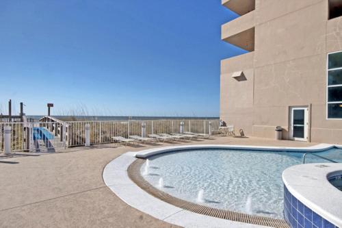 Crystal Shores West 1107 Apartment
