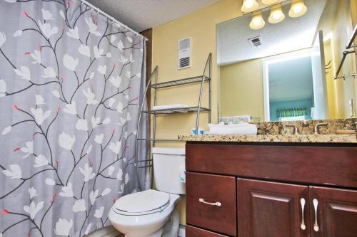 Boardwalk 885 Apartment