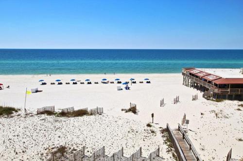 Boardwalk 582 Apartment