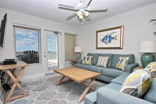 Boardwalk 582 Apartment