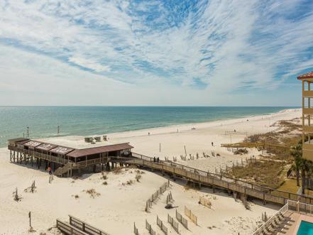 Boardwalk 582 Apartment