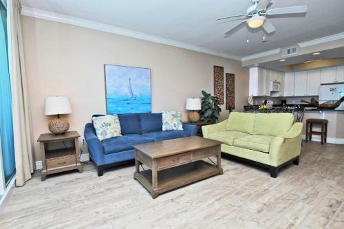 San Carlos 1706 Apartment