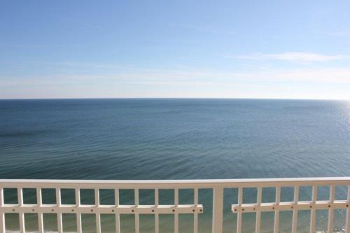 Apartamento Crystal Shores 1301