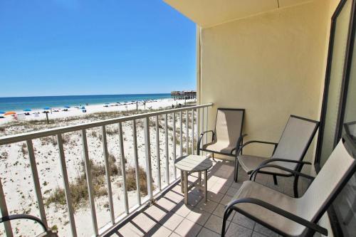 Island Shores 250 Apartment
