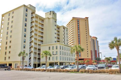 Boardwalk 685 Apartment