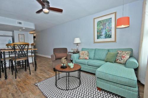 Island Sunrise 267 Apartment
