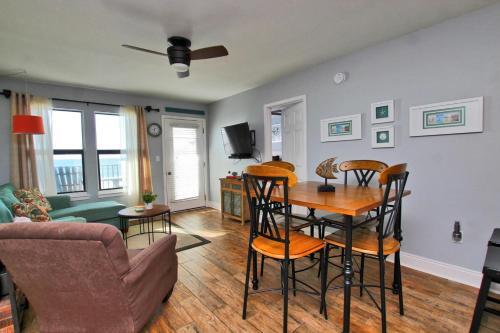 Island Sunrise 267 Apartment