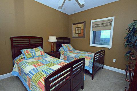 San Carlos 801 Apartment
