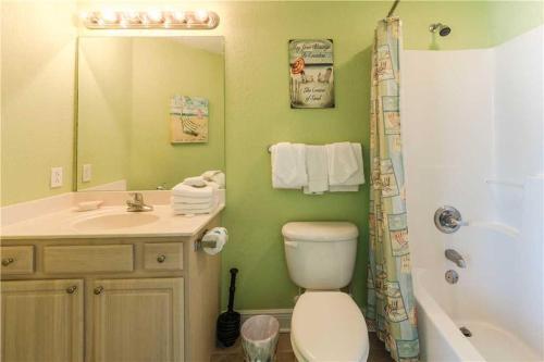 Apartamento Crystal Shores West 808