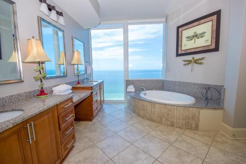 Bel Sole Penthouse 1801 Apartment