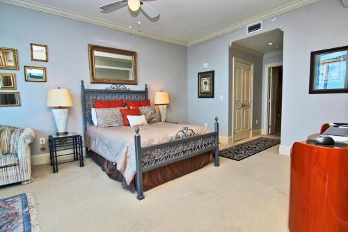 Bel Sole Penthouse 1801 Apartment