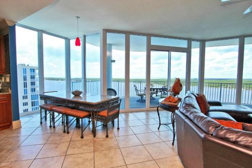Bel Sole Penthouse 1801 Apartment
