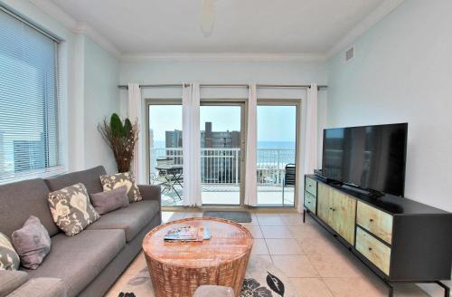 Crystal Tower 701 Apartment