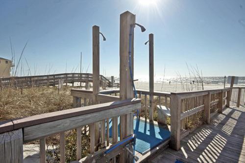 Crystal Shores West 1005 Apartment