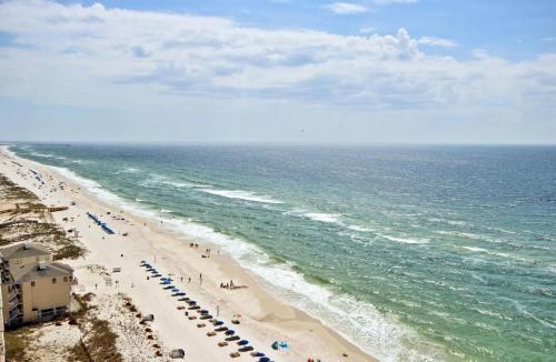 Crystal Shores West 1005 Apartment