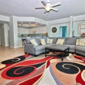Crystal Shores West 1005 Apartment