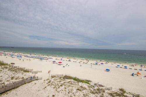 Island Shores 651 Apartment