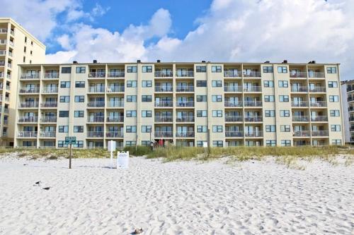 Island Shores 651 Apartment
