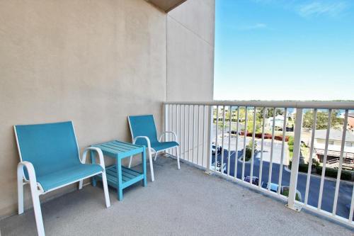 Crystal Tower 401 Apartment