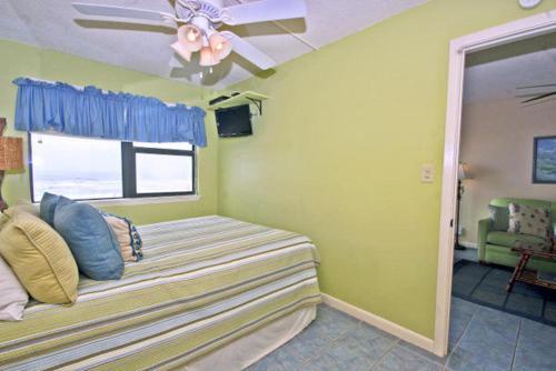Island Shores 358 Apartment