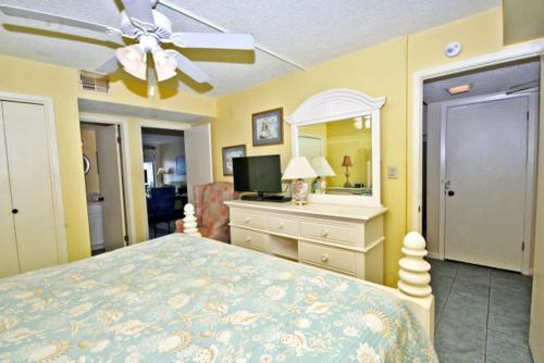 Island Shores 358 Apartment