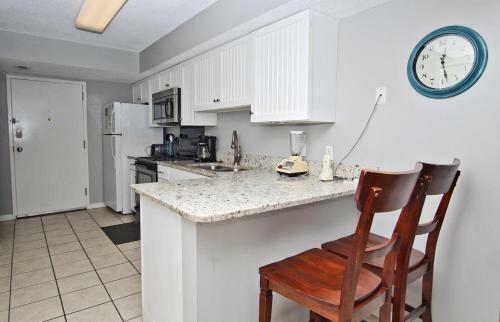 Ocean House 1304 Apartment