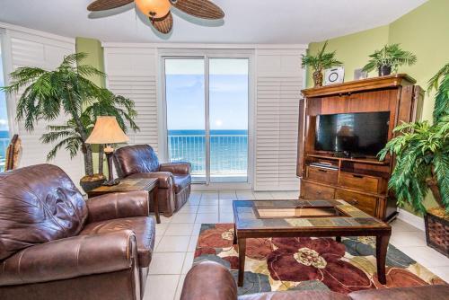 Lighthouse 901 Apartment