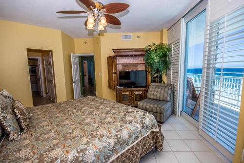 Lighthouse 901 Apartment