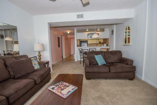 Compass Point 205 Apartment