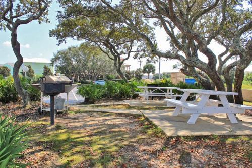 Compass Point 205 Apartment