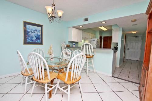 Boardwalk 982 Apartment