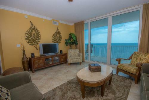 San Carlos 1509 Apartment