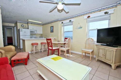 Tradewinds 901 Apartment