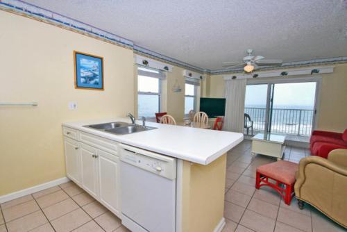 Tradewinds 901 Apartment