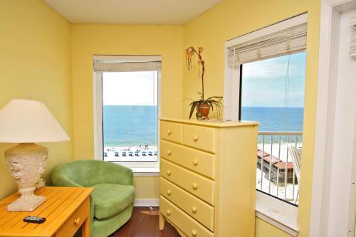 Boardwalk 782 Apartment